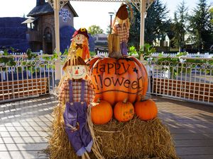 Supporting image for story: Halloween fun on offer at Drayton Manor Park   