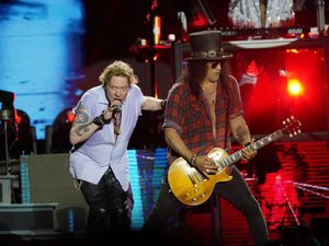 Supporting image for story: US rock giants Guns N’ Roses produce British-tinged set at London’s Hyde Park