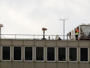 Supporting image for story: Anti-drone ‘military capability’ removed from Gatwick Airport