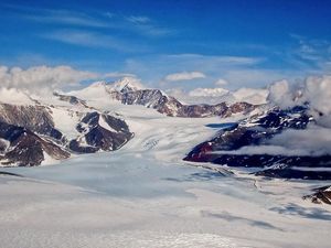 Supporting image for story: Melting ice sheets likely to bring wilder weather, say scientists