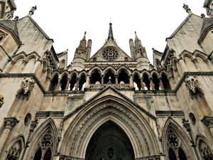 Supporting image for story: Migrants lose late-night High Court bids to block removal to France