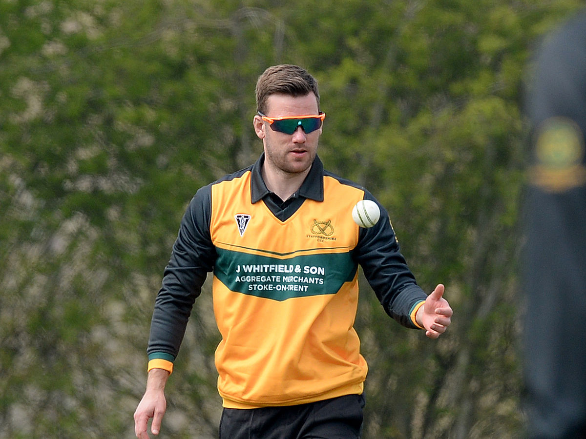 Staffs battling to avoid deficit after 18 wickets fall on day one