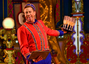 Tam Ryan as Buttons..