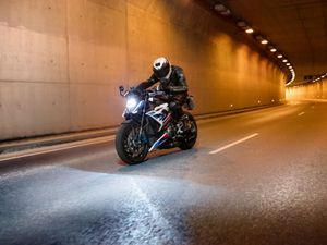 Supporting image for story: BMW’s new M1000R brings superbike-inspired technology and huge power