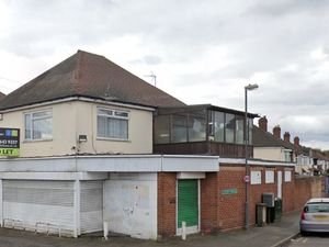 Supporting image for story: Plan to extend West Bromwich shop for new flats draws criticism over height