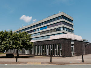 Supporting image for story: Shrewsbury man died after falling from hoist which had been serviced two days earlier, inquest hears