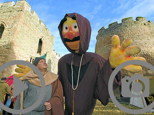 Supporting image for story: Power cut hits Ludlow Christmas tree light switch-on