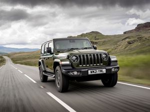 Supporting image for story: UK Drive: This Jeep Wrangler celebrates 80 years of this American 4×4 firm