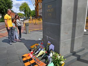 Supporting image for story: Watch: Wolves fans tell of shock at Diogo Jota's tragic death