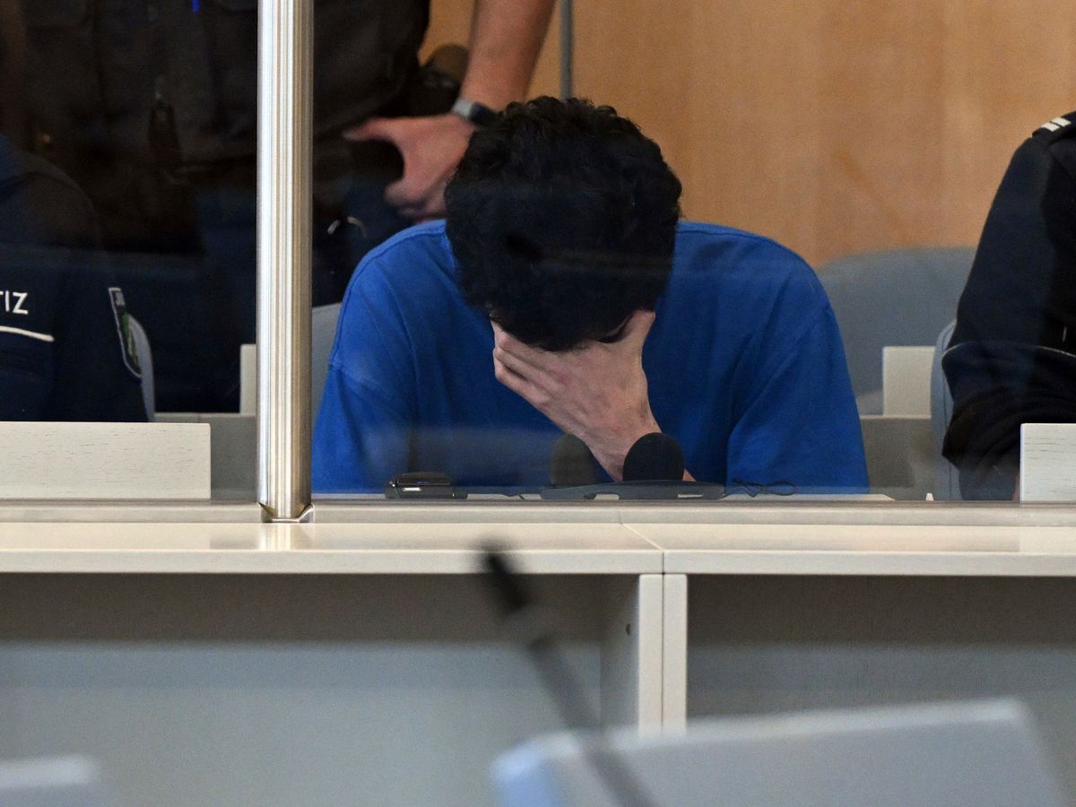 Suspect in fatal knife attack at German festival admits killings as trial starts