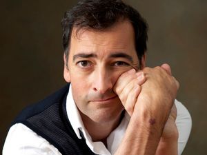 Supporting image for story: Alistair McGowan takes to a street piano in Ludlow ahead of town's festival