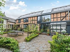 Plas yn Llan, Llanrhaeadr ym Mochnant.