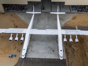 Supporting image for story: The world’s biggest aircraft has fired its engines for the first time