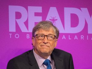 Supporting image for story: Gates: Windows Mobile would have beaten Android had antitrust case not happened