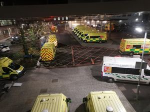 Supporting image for story: Hundreds of patients waiting over an hour in ambulances outside region's hospitals