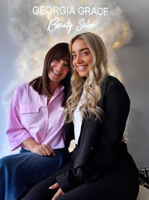 Georgia Runham has kept a positive mindset despite undergoing cancer treatment. She is pictured with her mum Trudy Gittins