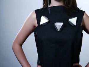 Supporting image for story: Researchers create shape-changing robot jewellery that can move around your clothing