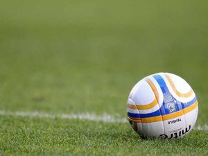 Supporting image for story: Martin brace hands victory to Drayton