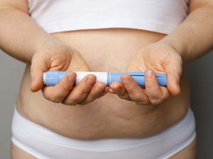Supporting image for story: Hundreds of bad reactions linked to weight loss jabs prompts new study