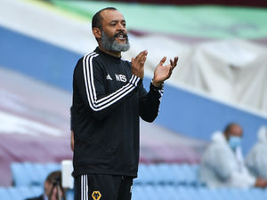 Supporting image for story: Wolves boss Nuno dedicates managerial honour to medical staff