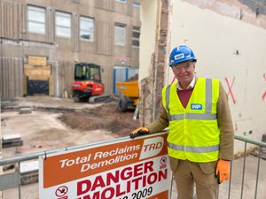 Supporting image for story: MP given tour of progress on major Shrewsbury hospital construction project