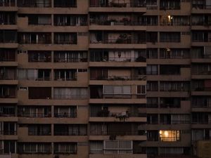 Supporting image for story: Electricity returns to most of Chile after sweeping blackout