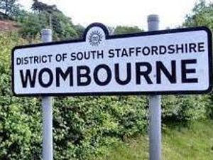 Supporting image for story: 'Chubby' and 'very slim' pair of thieves wanted for Wombourne village shop raid