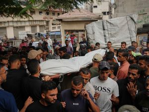 Supporting image for story: Palestinian death toll passes 64,000, say health officials