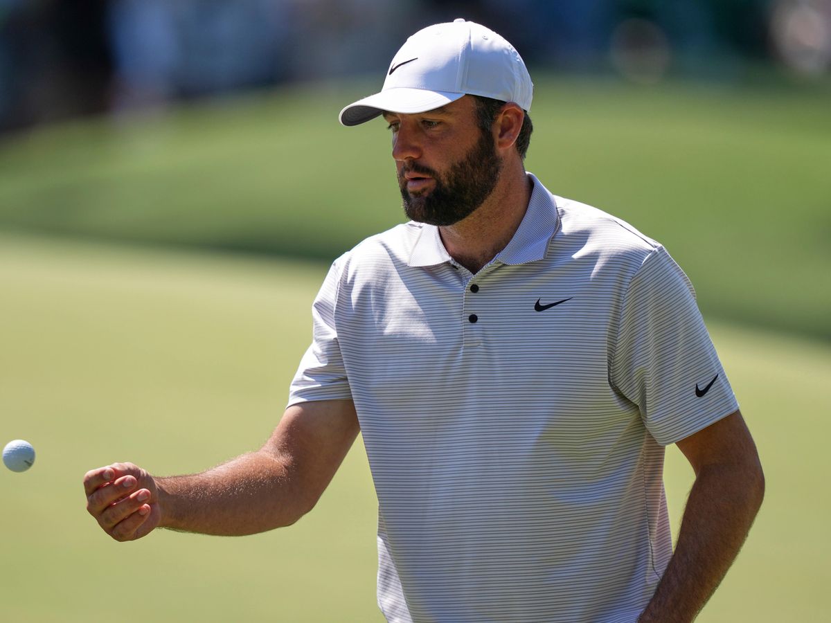 Scottie Scheffler makes ominous start in bid for third Masters title