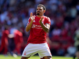 Supporting image for story: Former Wolves midfielder set for Tottenham medical