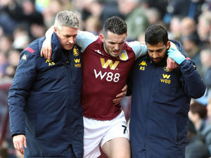 Supporting image for story: John McGinn: I’ll be back for Aston Villa in five or six weeks 