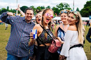 V Festival fans