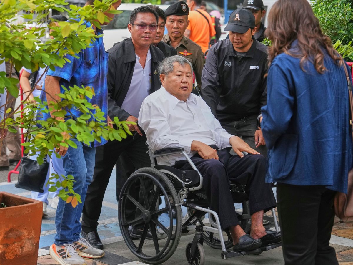 Thai construction magnate surrenders to police over building collapse in quake