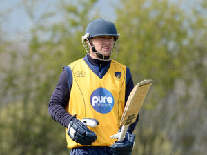 Supporting image for story: Shropshire cricketer Ryan Lockley swapping spikes for running shoes in London Marathon