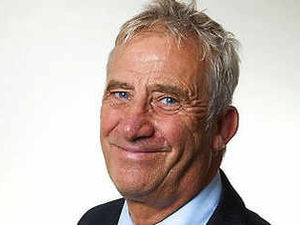 Supporting image for story: Peer in visit to Shropshire leisure centres facing cutbacks