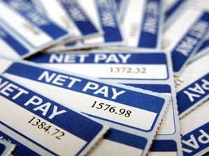 Supporting image for story: Average advertised annual salary surges to almost £41,000 – report