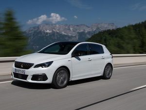 Supporting image for story: Updated Peugeot 308 is a viable alternative to established family hatchbacks