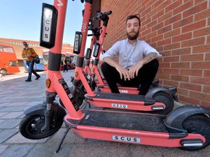 Supporting image for story: Opinion divided on safety and benefit of e-scooters