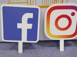 Supporting image for story: Facebook ‘considering hiding like counts’