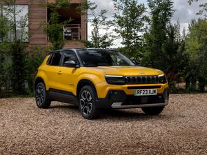 Supporting image for story: Jeep Avenger scores only three stars in latest Euro NCAP results