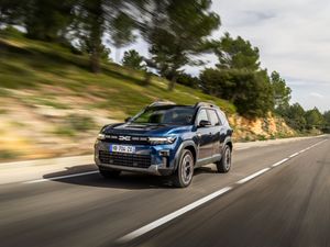 Supporting image for story: Dacia Bigster scores just three stars in latest round of Euro NCAP safety tests