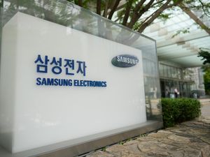 Supporting image for story: Samsung Electronics workers announce ‘indefinite’ strike