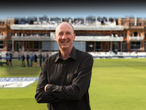 Supporting image for story: Test Match Special's Jonathan 'Aggers' Agnew to take to the stage for Telford show