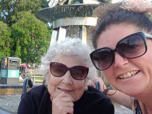 Supporting image for story: Dying grandmother's wedding ring and purse disappear during hospital treatment