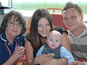 Supporting image for story: Mum's thanks to maternity staff