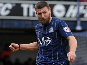 Supporting image for story: Shrewsbury Town sign midfielder Gary Deegan