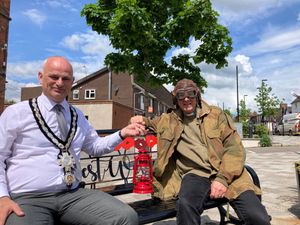 Supporting image for story: Shifnal to mark D-Day by welcoming visitors from French twin town