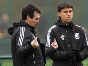 Supporting image for story: Unai Emery urges Villa to take ‘really amazing objective’ in Champions League