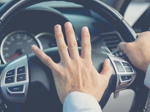 Supporting image for story: One in five motorists have left their car to confront another motorist