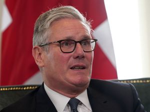 Supporting image for story: Starmer defends Online Safety Act as ‘child protection’